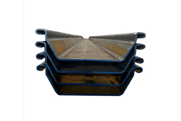 Larssen sheet piling
